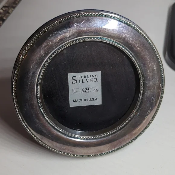 Sterling Silver Round photo frame - Picture 1 of 2